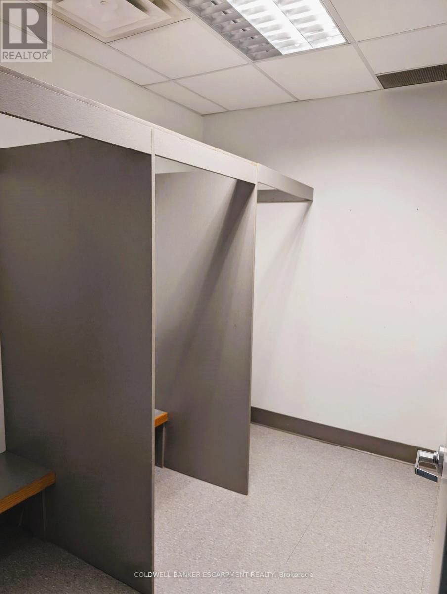 A/b - 10 Eastern Avenue, Halton Hills (Ac Acton), Ontario  L7J 0A5 - Photo 4 - W12191174