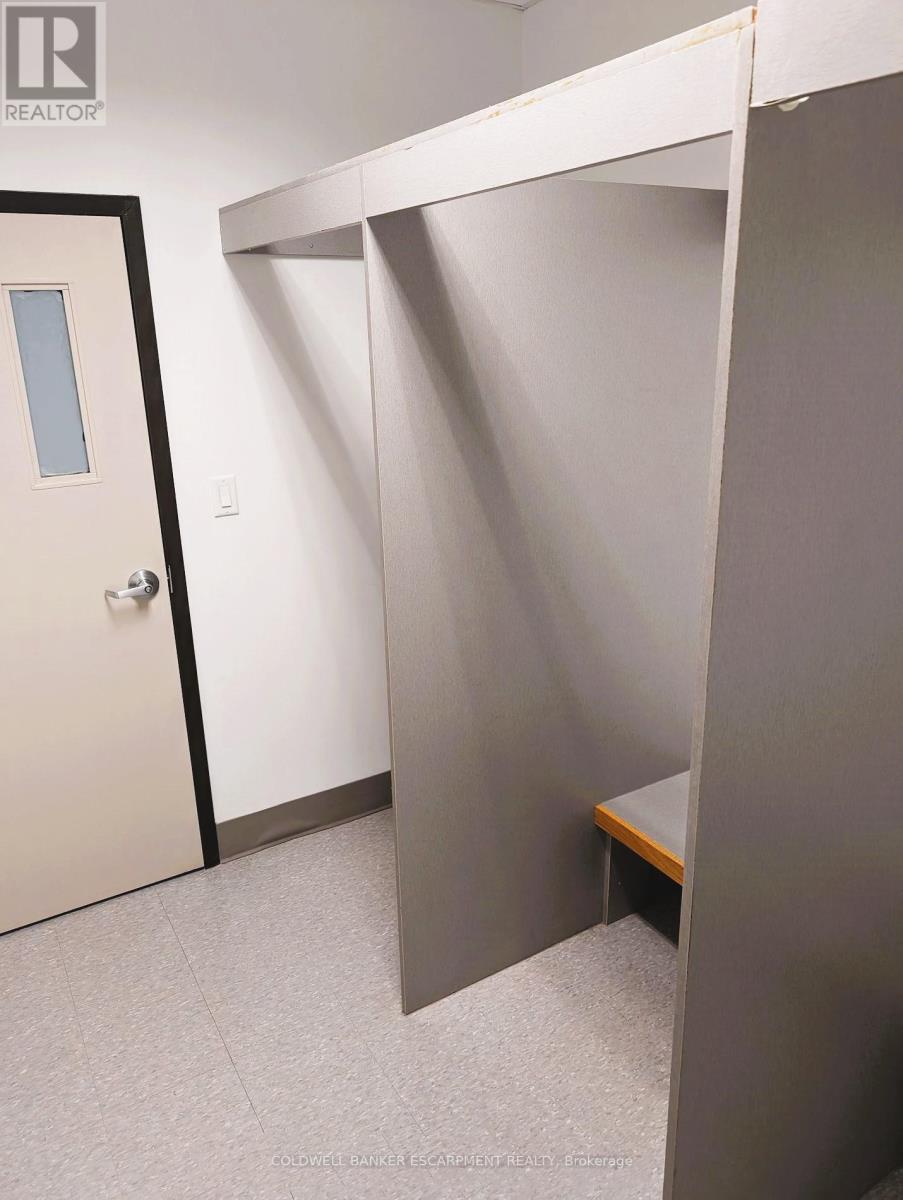 A/b - 10 Eastern Avenue, Halton Hills (Ac Acton), Ontario  L7J 0A5 - Photo 5 - W12191174