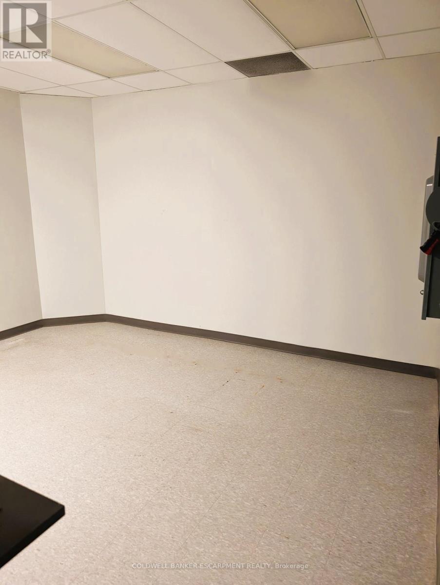 A/b - 10 Eastern Avenue, Halton Hills (Ac Acton), Ontario  L7J 0A5 - Photo 7 - W12191174