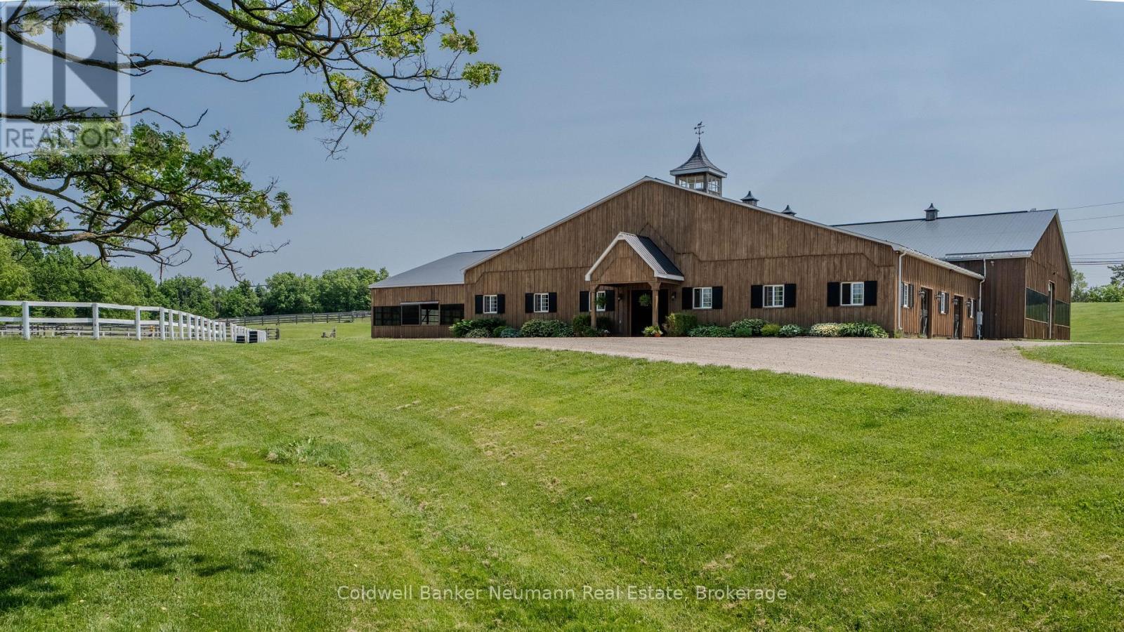 10553 Guelph Line, Milton, Ontario  L0P 1B0 - Photo 16 - W12250926