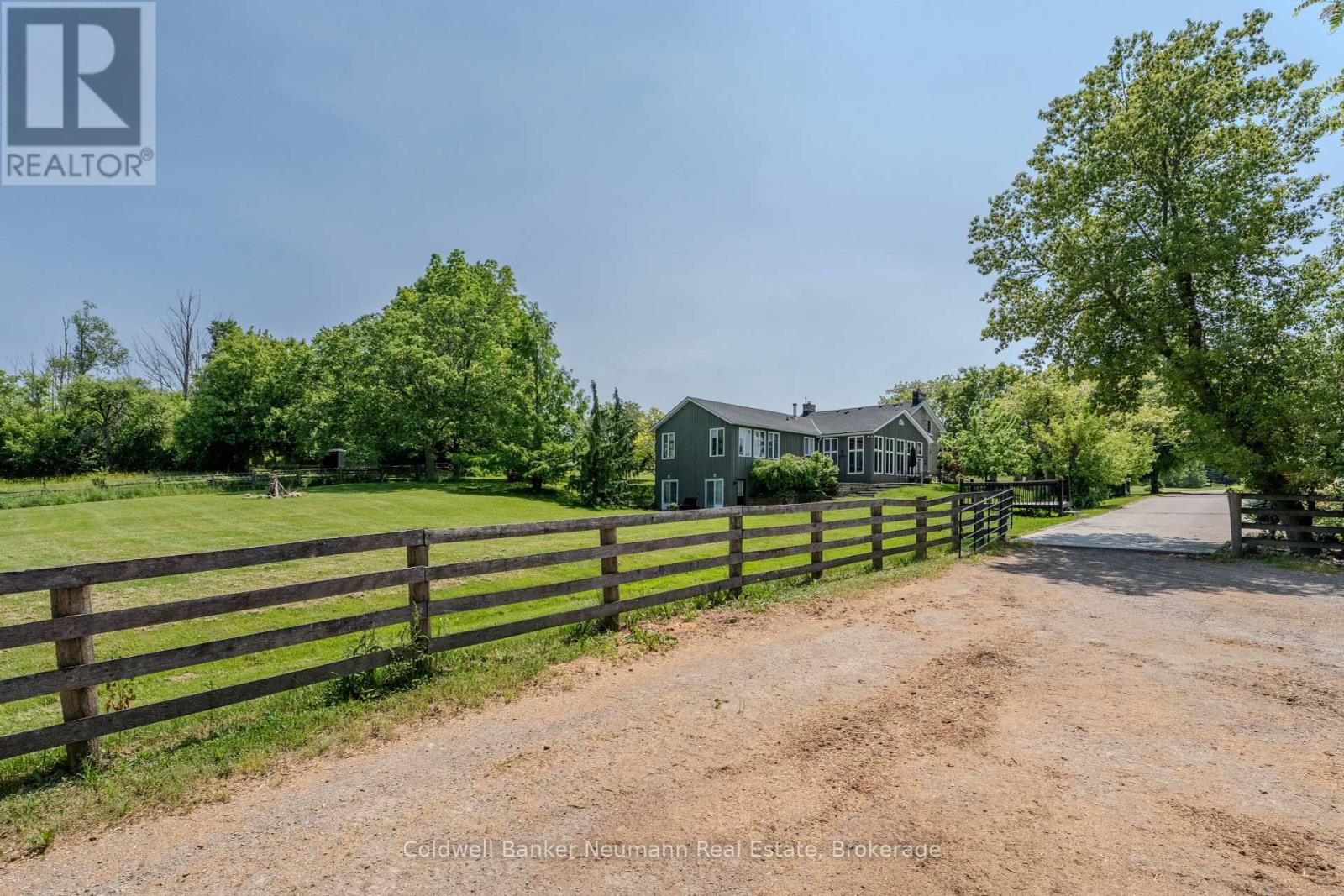 10553 Guelph Line, Milton, Ontario  L0P 1B0 - Photo 31 - W12250926