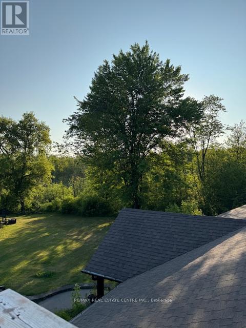 B - 2073 15 Side Road, Milton (Moffat), Ontario  L0P 1J0 - Photo 12 - W12309883