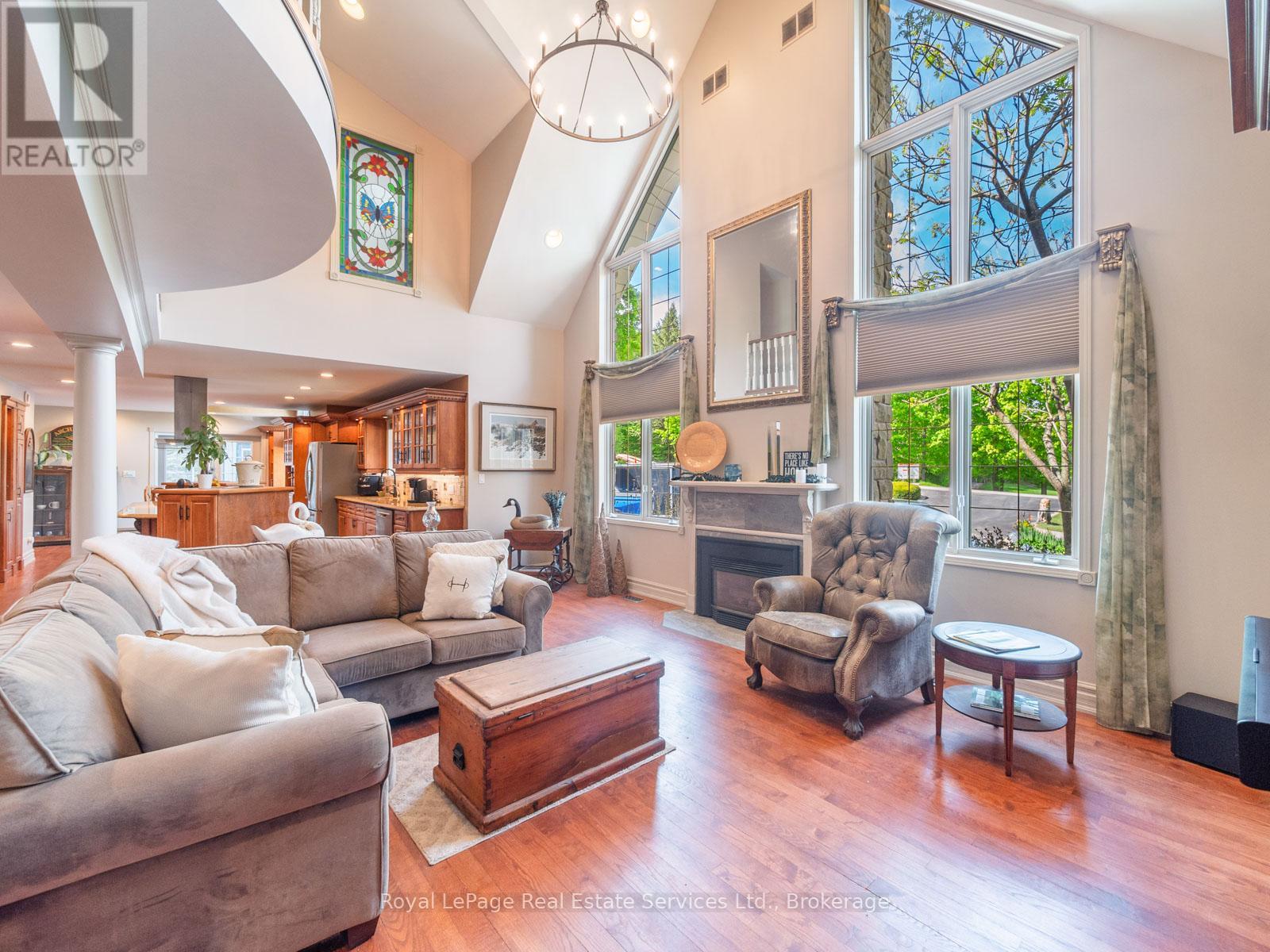 6 Turtle Lake Drive, Halton Hills (Rural Halton Hills), Ontario  L7J 2W7 - Photo 13 - W12310113