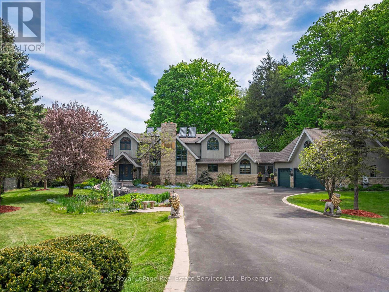 6 Turtle Lake Drive, Halton Hills (Rural Halton Hills), Ontario  L7J 2W7 - Photo 2 - W12310113