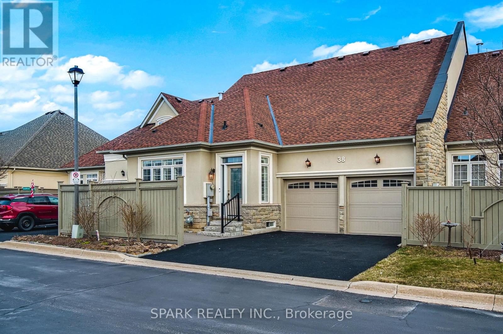 38 GARRISON SQUARE, halton hills (georgetown), Ontario