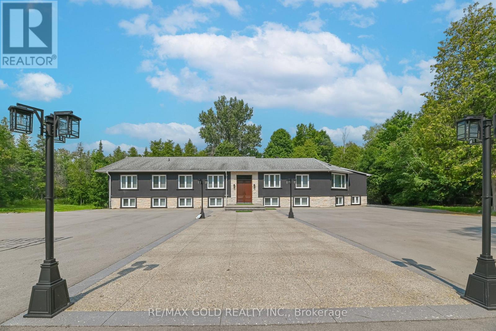 12373 Highway 7, Halton Hills (Rural Halton Hills), Ontario  L7G 4S4 - Photo 5 - W12328290