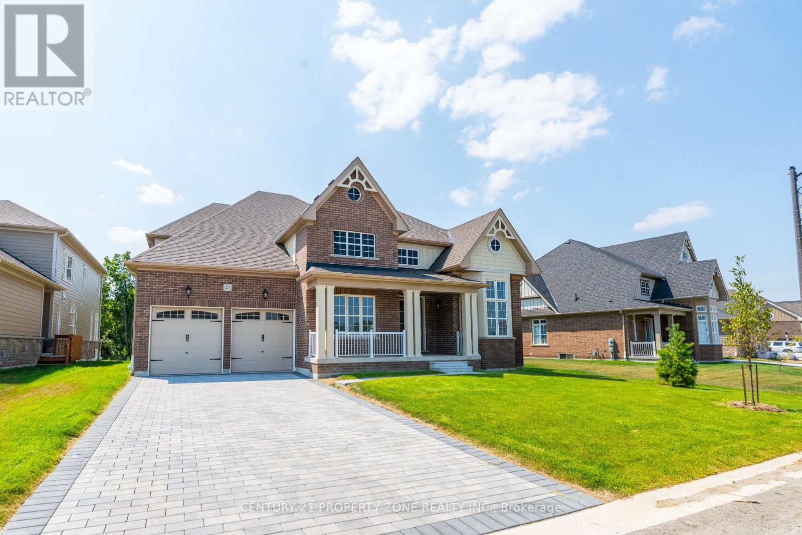 27 Gamble Street, Halton Hills (Glen Williams), Ontario  L7G 0P3 - Photo 2 - W12351157