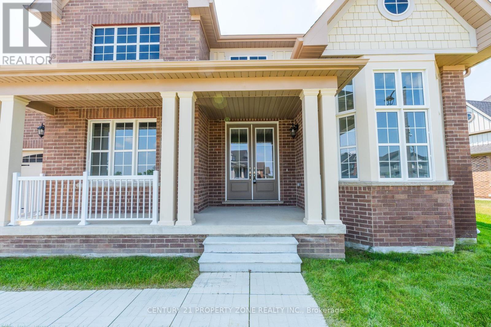 27 Gamble Street, Halton Hills (Glen Williams), Ontario  L7G 0P3 - Photo 3 - W12351157