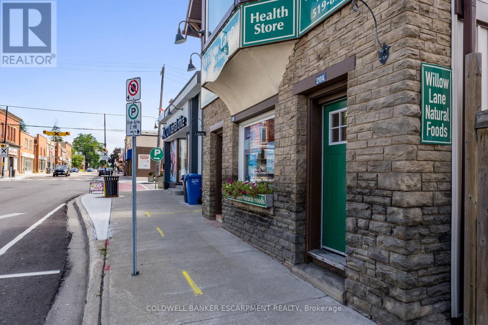 20 Mill Street E, Halton Hills (Ac Acton), Ontario  L7J 1G9 - Photo 23 - W12369565