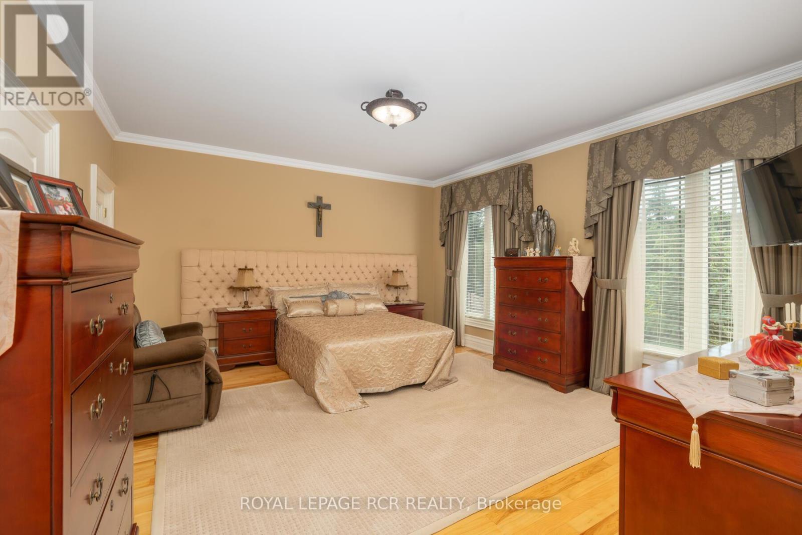 4987 Fourth Line, Erin, Ontario  L7J 2L8 - Photo 19 - X12382046