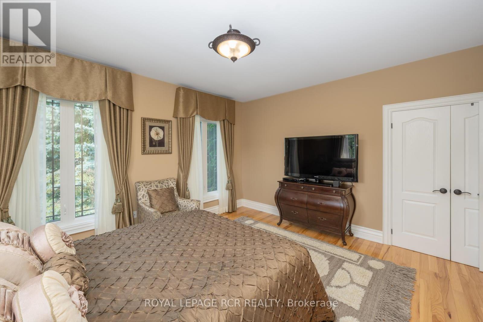 4987 Fourth Line, Erin, Ontario  L7J 2L8 - Photo 23 - X12382046