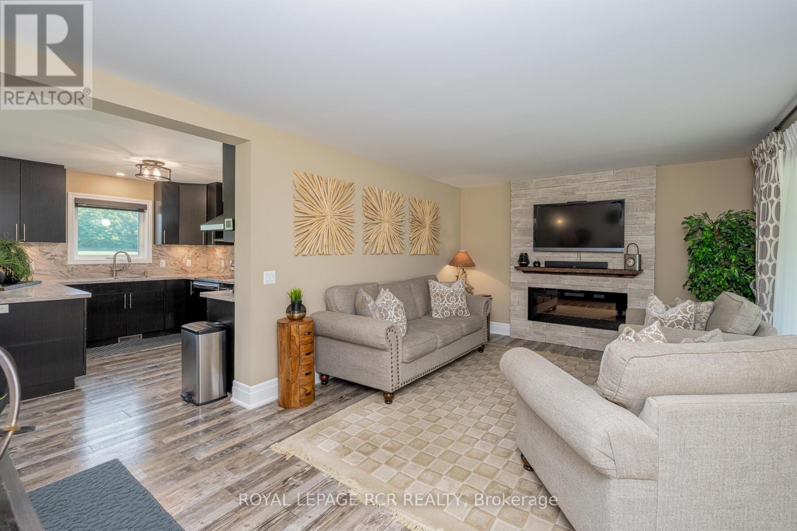 4987 Fourth Line, Erin, Ontario  L7J 2L8 - Photo 39 - X12382046