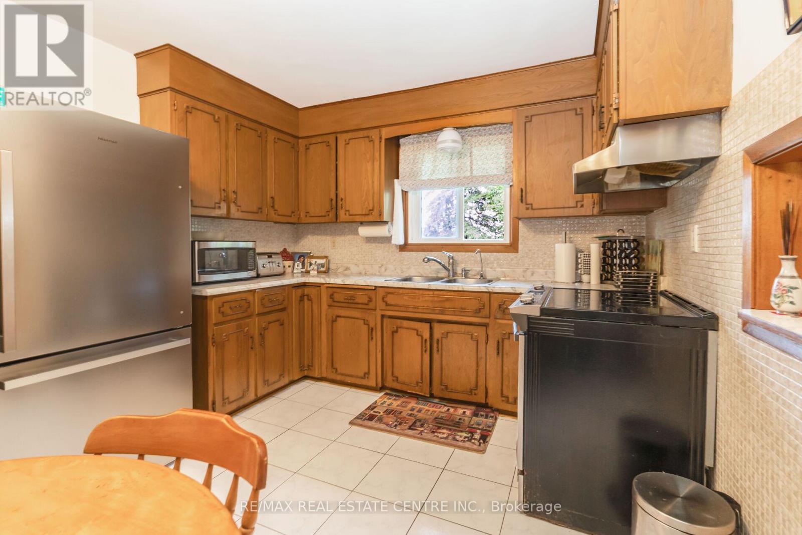 5183 First Line, Erin, Ontario  L7J 2L9 - Photo 8 - X12382222