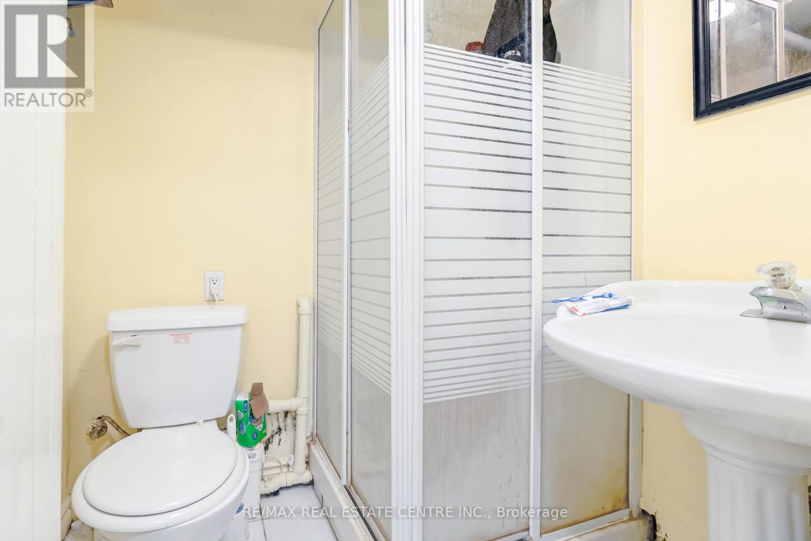 90 Main Street, Milton (Campbellville), Ontario  L0P 1B0 - Photo 43 - W12383228