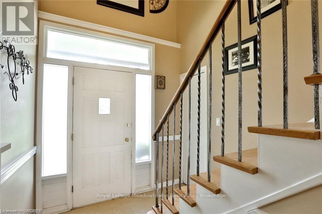 225/269 Campbell Avenue E, Milton (Campbellville), Ontario  L0P 1B0 - Photo 21 - W12392237