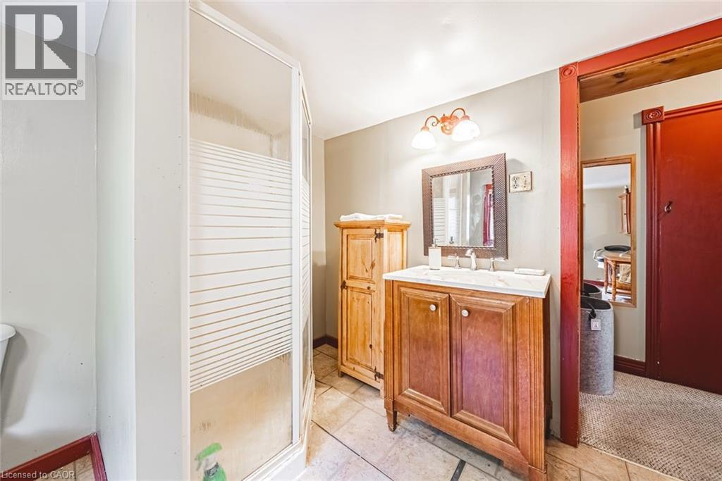 327 Campbell Avenue E, Halton, Ontario  L0P 1B0 - Photo 11 - 40768055