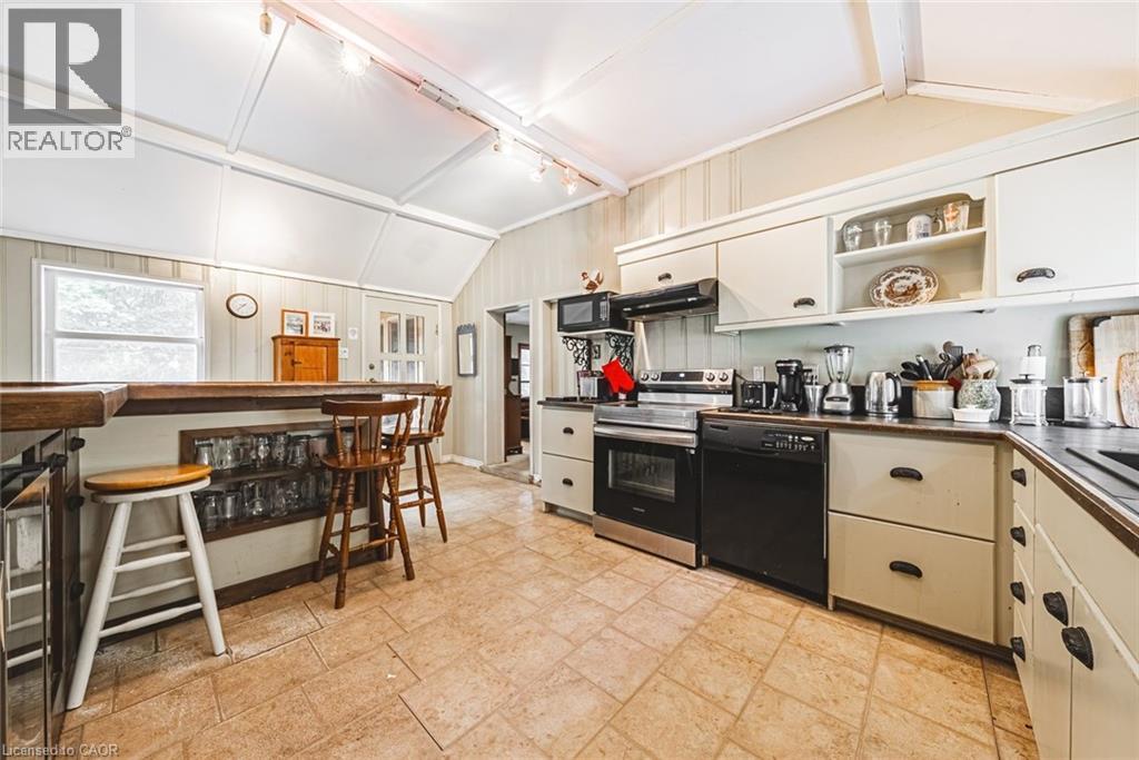 327 Campbell Avenue E, Halton, Ontario  L0P 1B0 - Photo 13 - 40768055