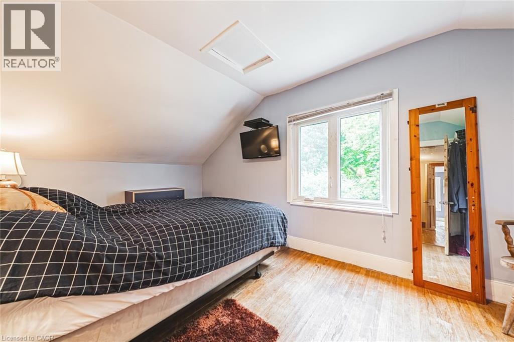 327 Campbell Avenue E, Halton, Ontario  L0P 1B0 - Photo 22 - 40768055