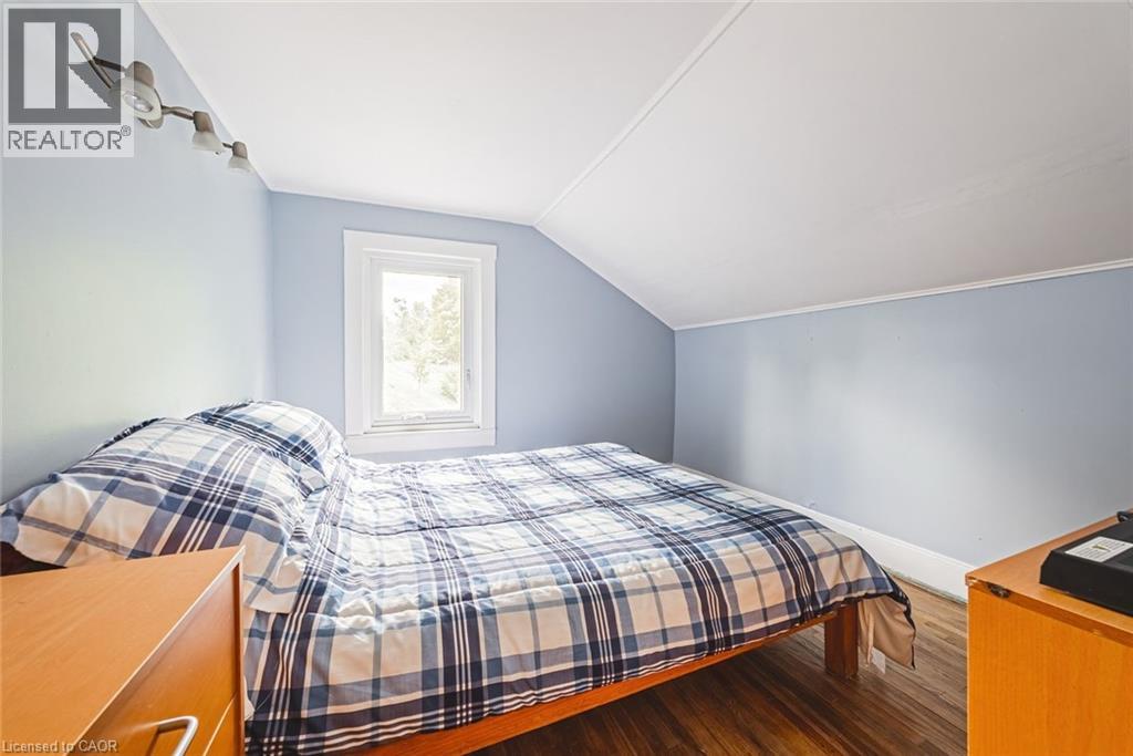 327 Campbell Avenue E, Halton, Ontario  L0P 1B0 - Photo 27 - 40768055