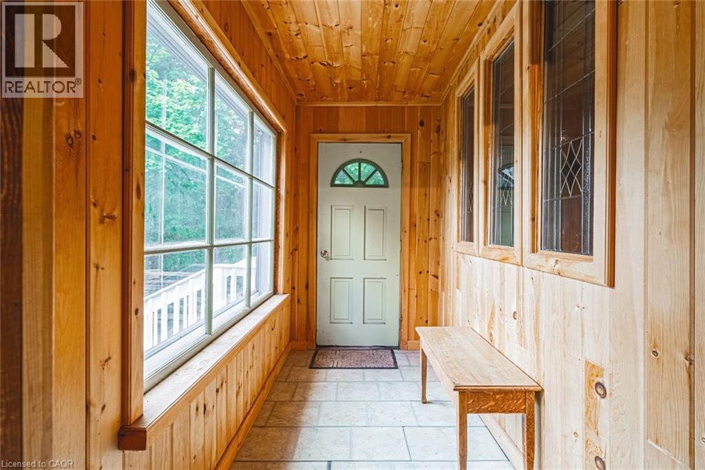 327 Campbell Avenue E, Halton, Ontario  L0P 1B0 - Photo 3 - 40768055