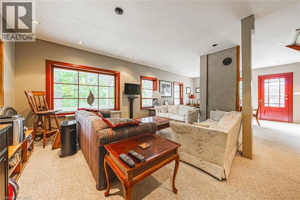 327 Campbell Avenue E, Halton, Ontario  L0P 1B0 - Photo 4 - 40768055