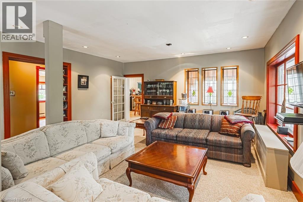 327 Campbell Avenue E, Halton, Ontario  L0P 1B0 - Photo 6 - 40768055