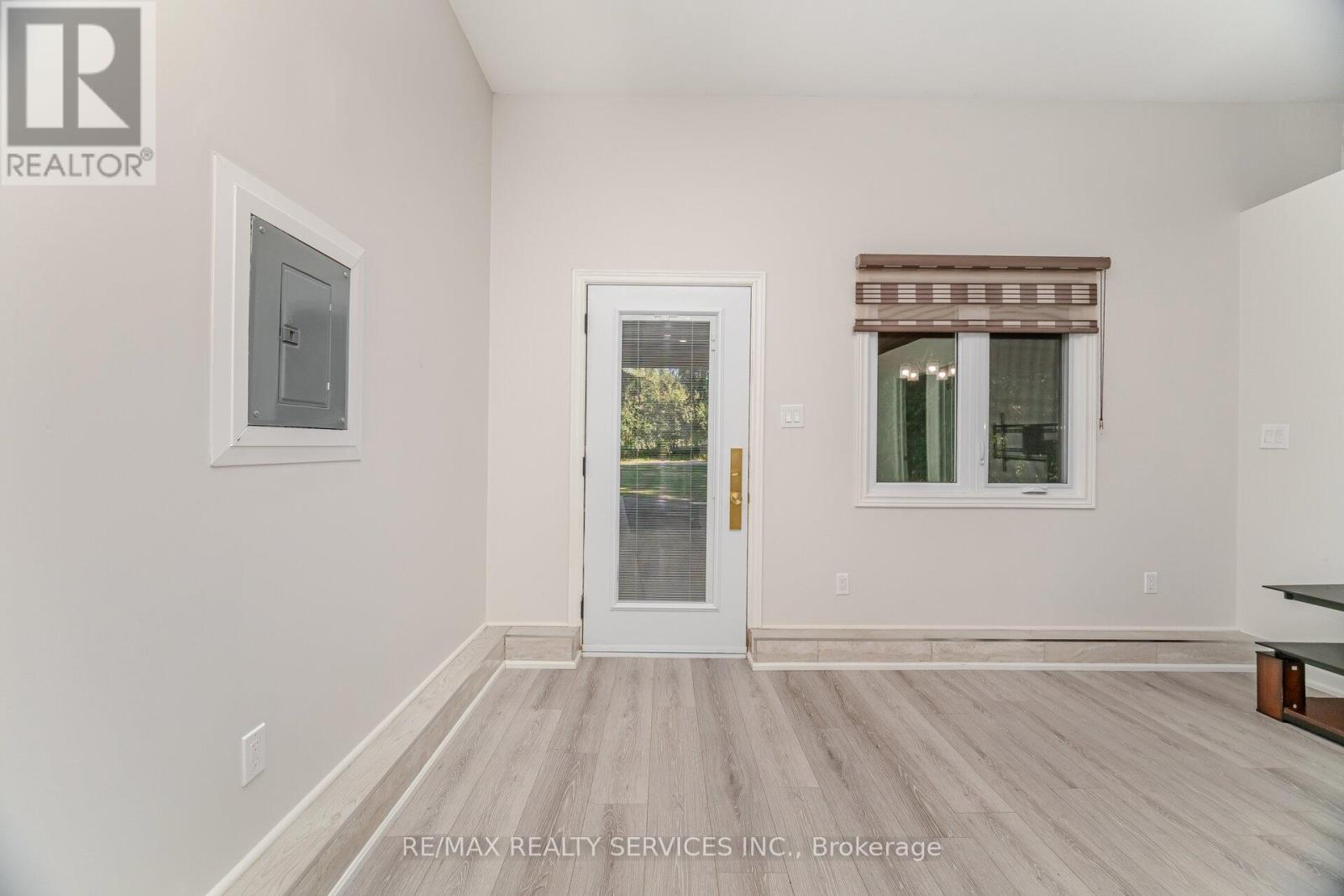 10946 Winston Churchill Boulevard, Halton Hills (Rural Halton Hills), Ontario  L7G 4S7 - Photo 33 - W12396964