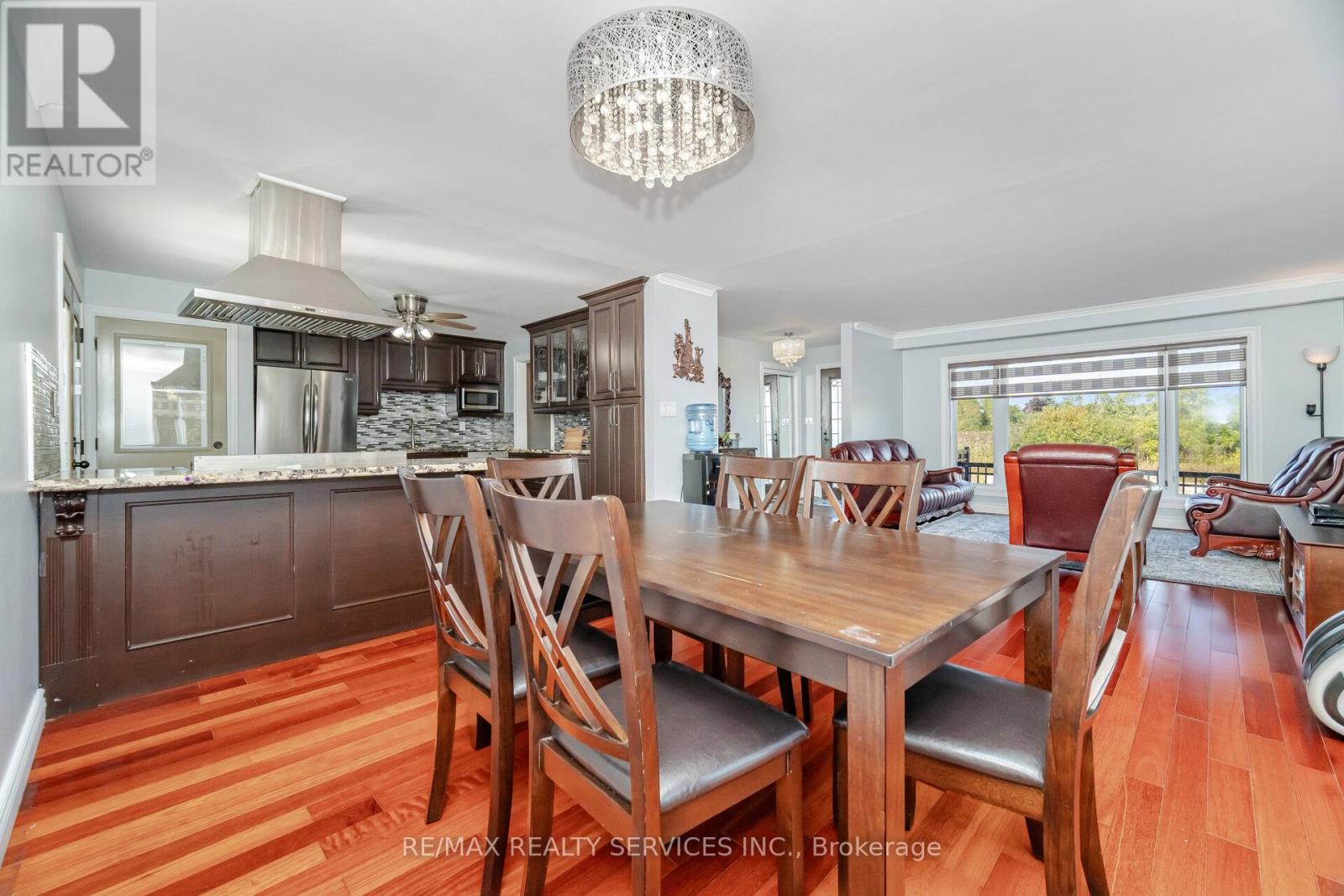 10946 Winston Churchill Boulevard, Halton Hills (Rural Halton Hills), Ontario  L7G 4S7 - Photo 7 - W12396964