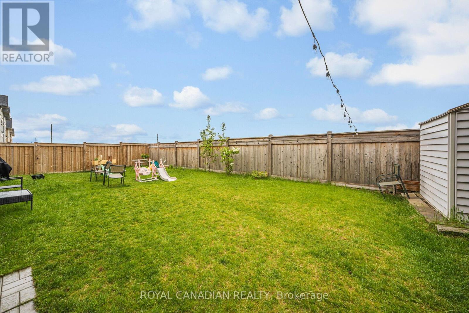 104 Branigan Crescent, Halton Hills (Georgetown), Ontario  L7G 0M8 - Photo 47 - W12400540