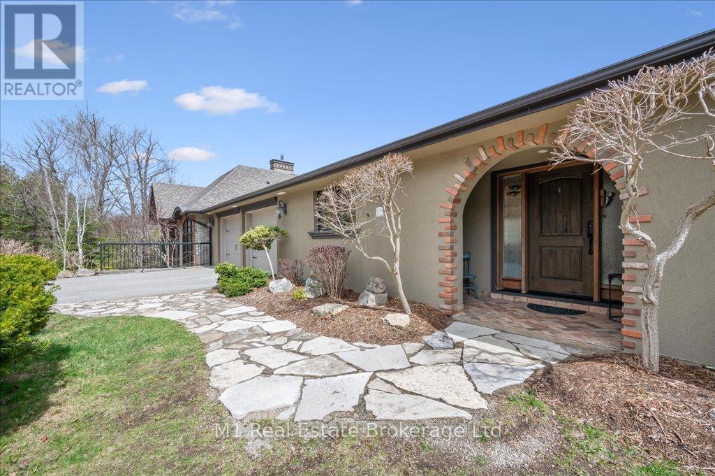 13569 Dublin Line, Halton Hills (Rural Halton Hills), Ontario  L7J 2L7 - Photo 25 - W12404522