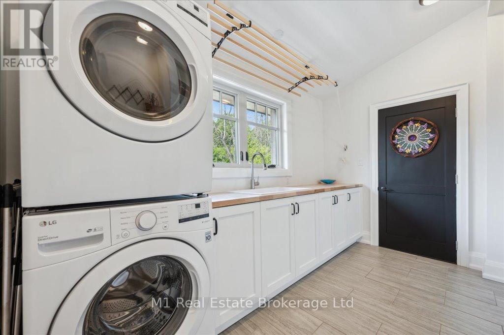 13569 Dublin Line, Halton Hills (Rural Halton Hills), Ontario  L7J 2L7 - Photo 40 - W12404522