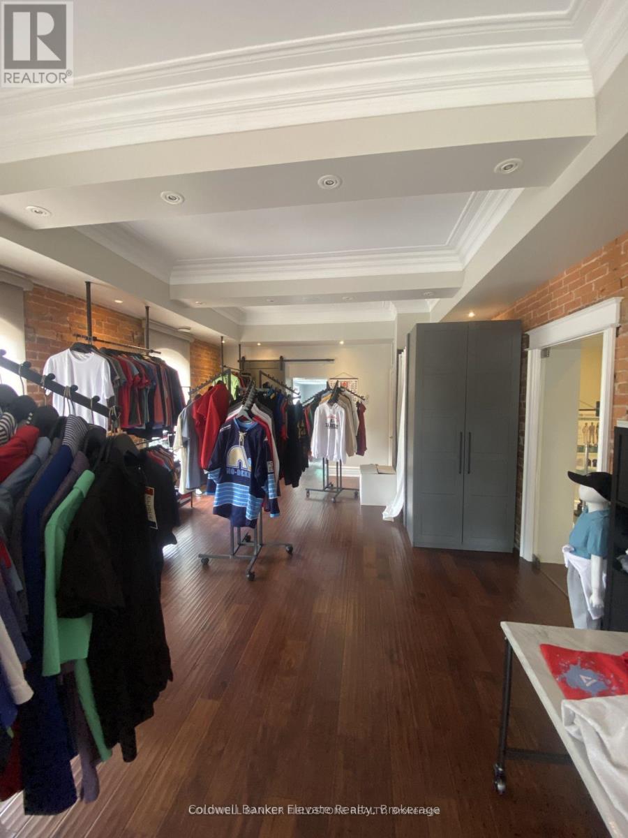 115 Main Street S, Halton Hills (Georgetown), Ontario  L7G 3H5 - Photo 9 - W12404976