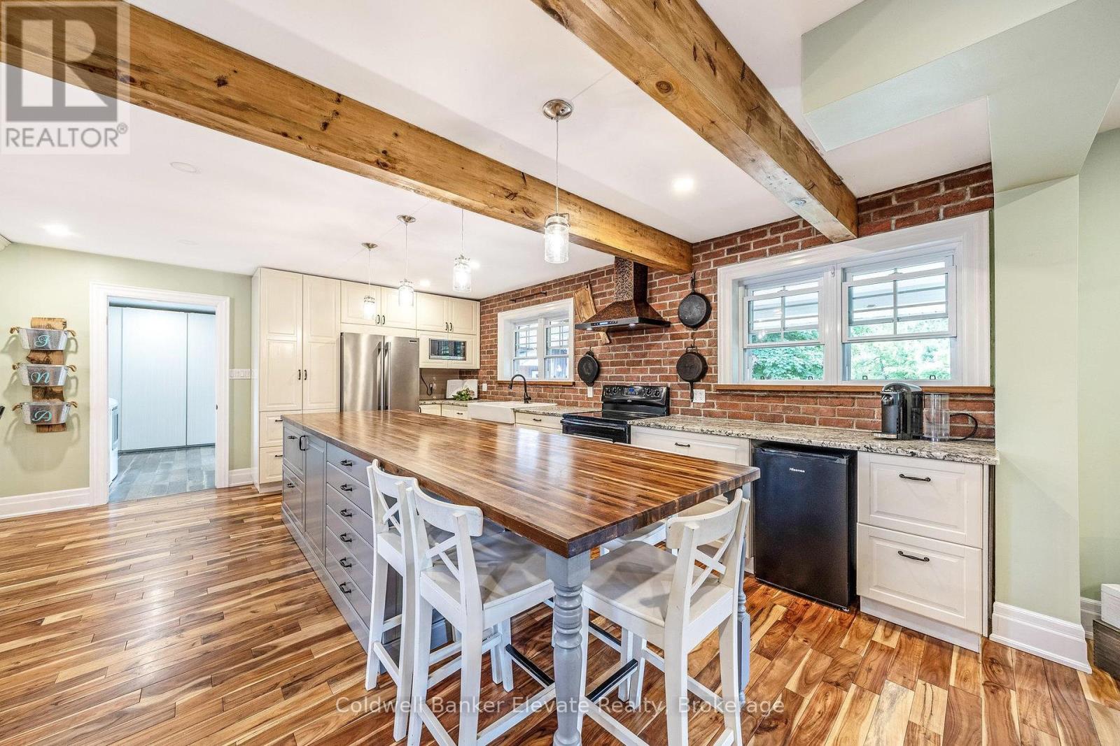 11425 Second Line Nassagaweya, Milton, Ontario  L0P 1B0 - Photo 11 - W12406224