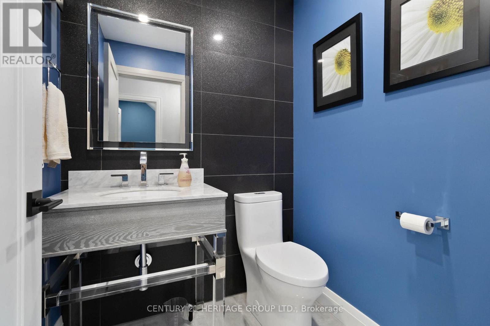 151 Wheelihan Way, Milton (Campbellville), Ontario  L0P 0A1 - Photo 15 - W12408533