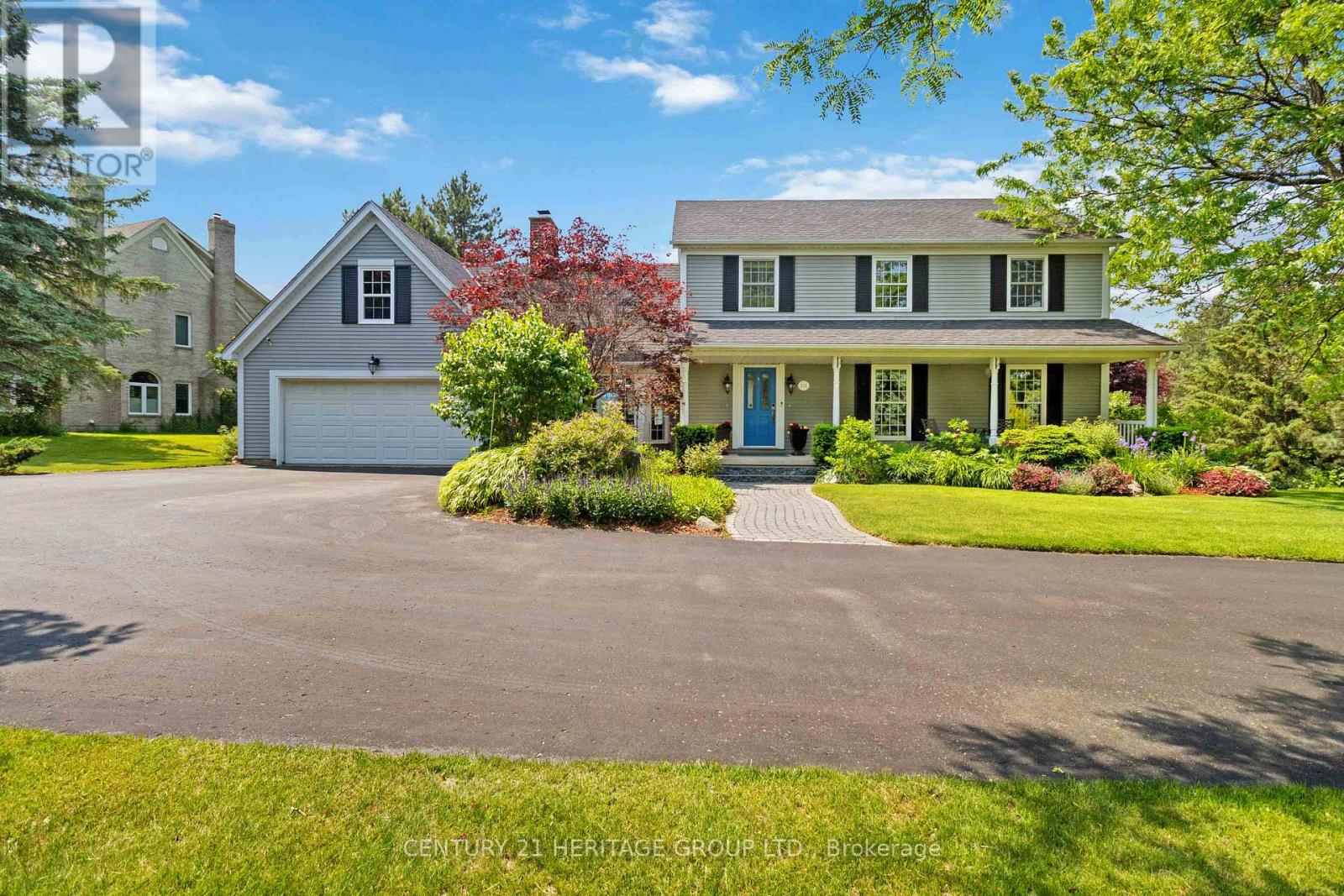 151 Wheelihan Way, Milton (Campbellville), Ontario  L0P 0A1 - Photo 2 - W12408533