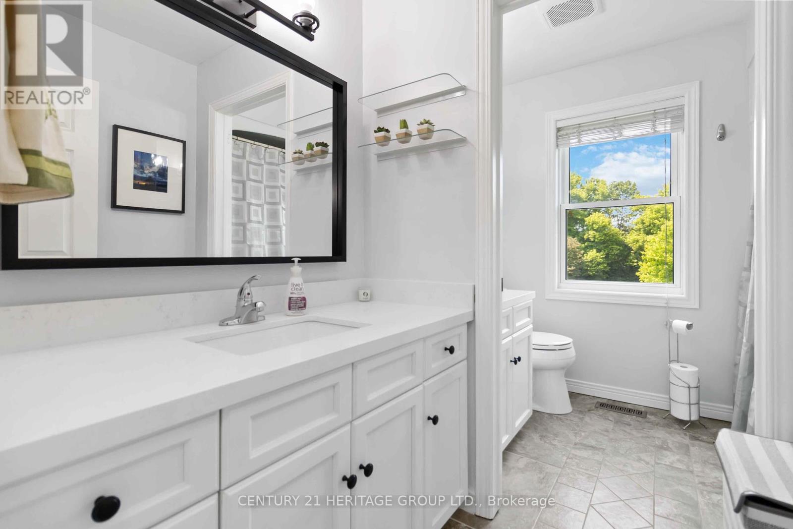 151 Wheelihan Way, Milton (Campbellville), Ontario  L0P 0A1 - Photo 20 - W12408533