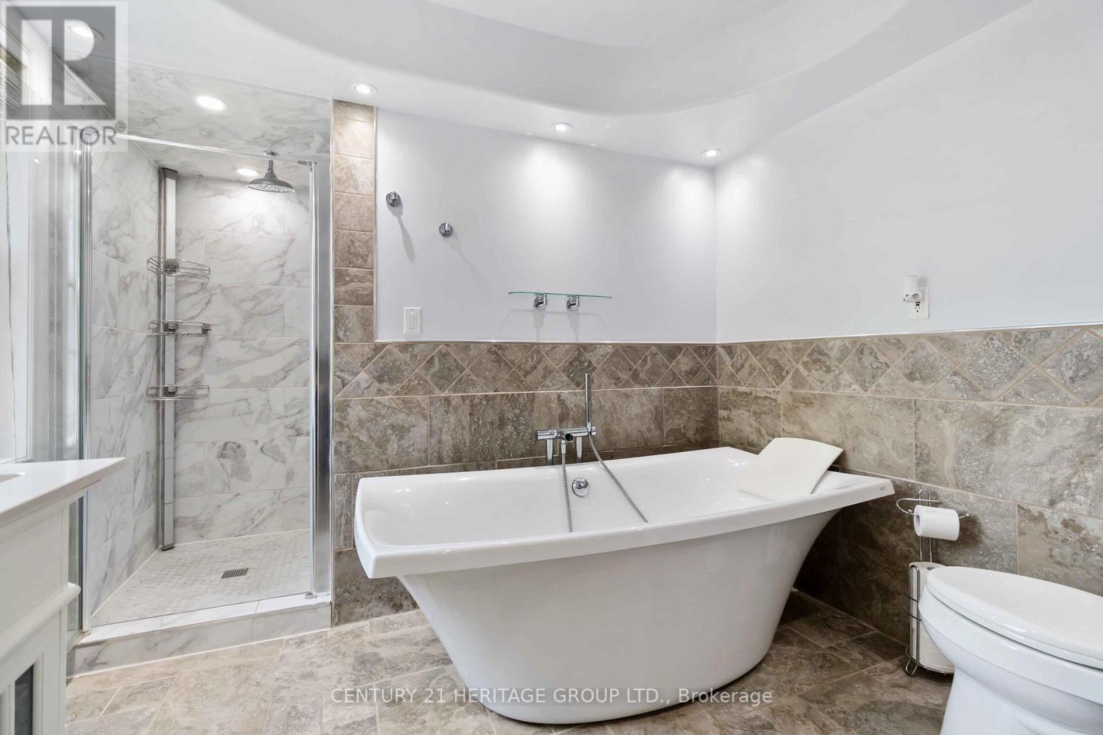 151 Wheelihan Way, Milton (Campbellville), Ontario  L0P 0A1 - Photo 26 - W12408533