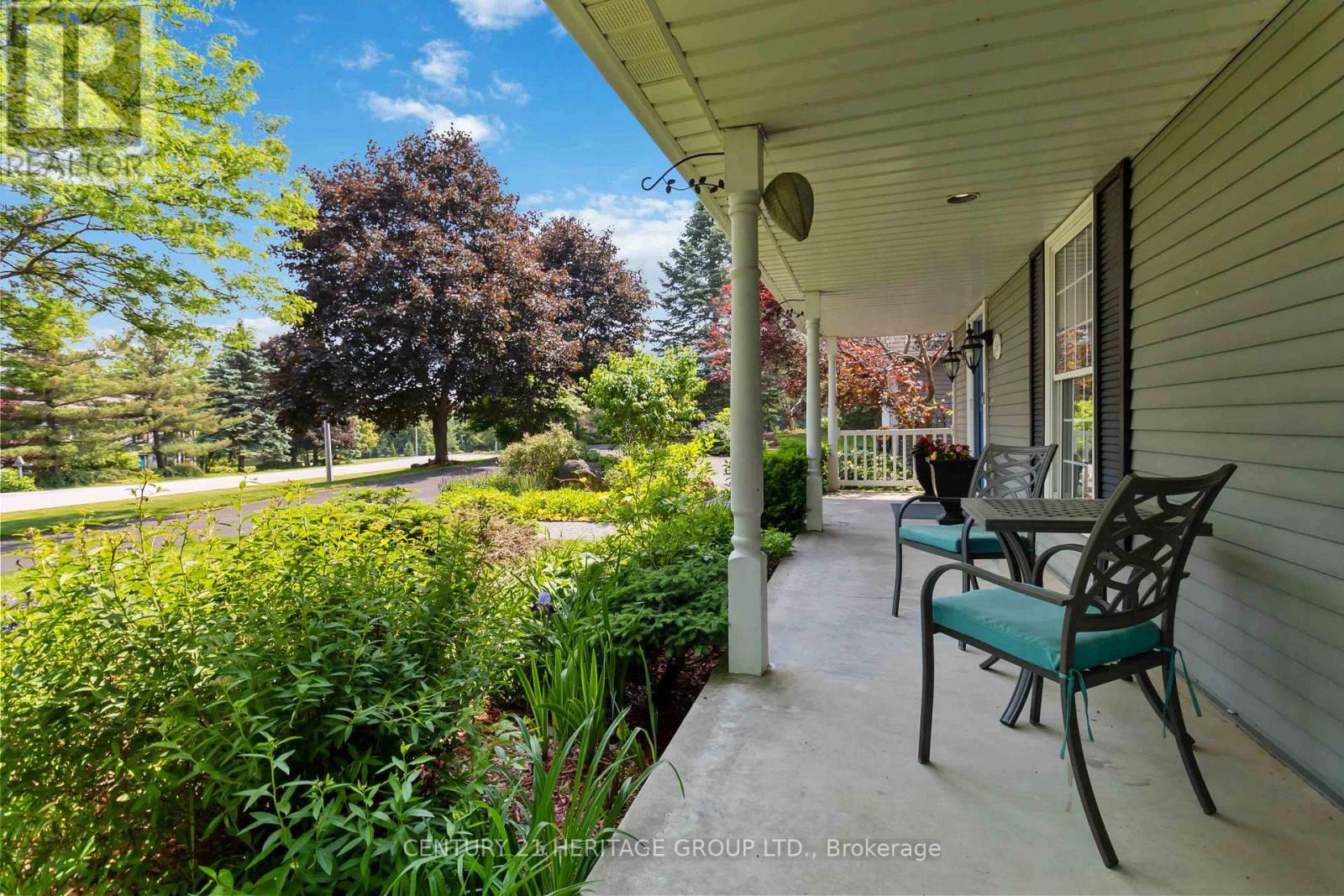 151 Wheelihan Way, Milton (Campbellville), Ontario  L0P 0A1 - Photo 30 - W12408533