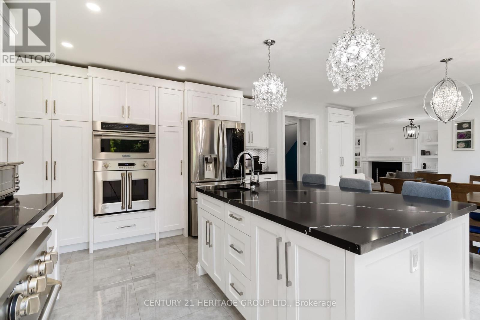 151 Wheelihan Way, Milton (Campbellville), Ontario  L0P 0A1 - Photo 7 - W12408533