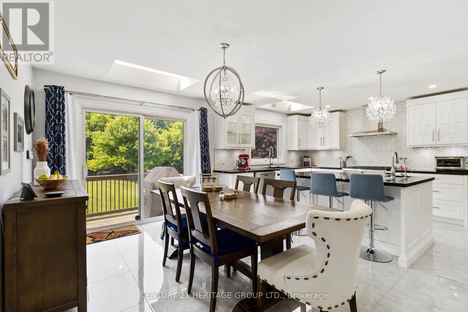 151 Wheelihan Way, Milton (Campbellville), Ontario  L0P 0A1 - Photo 9 - W12408533