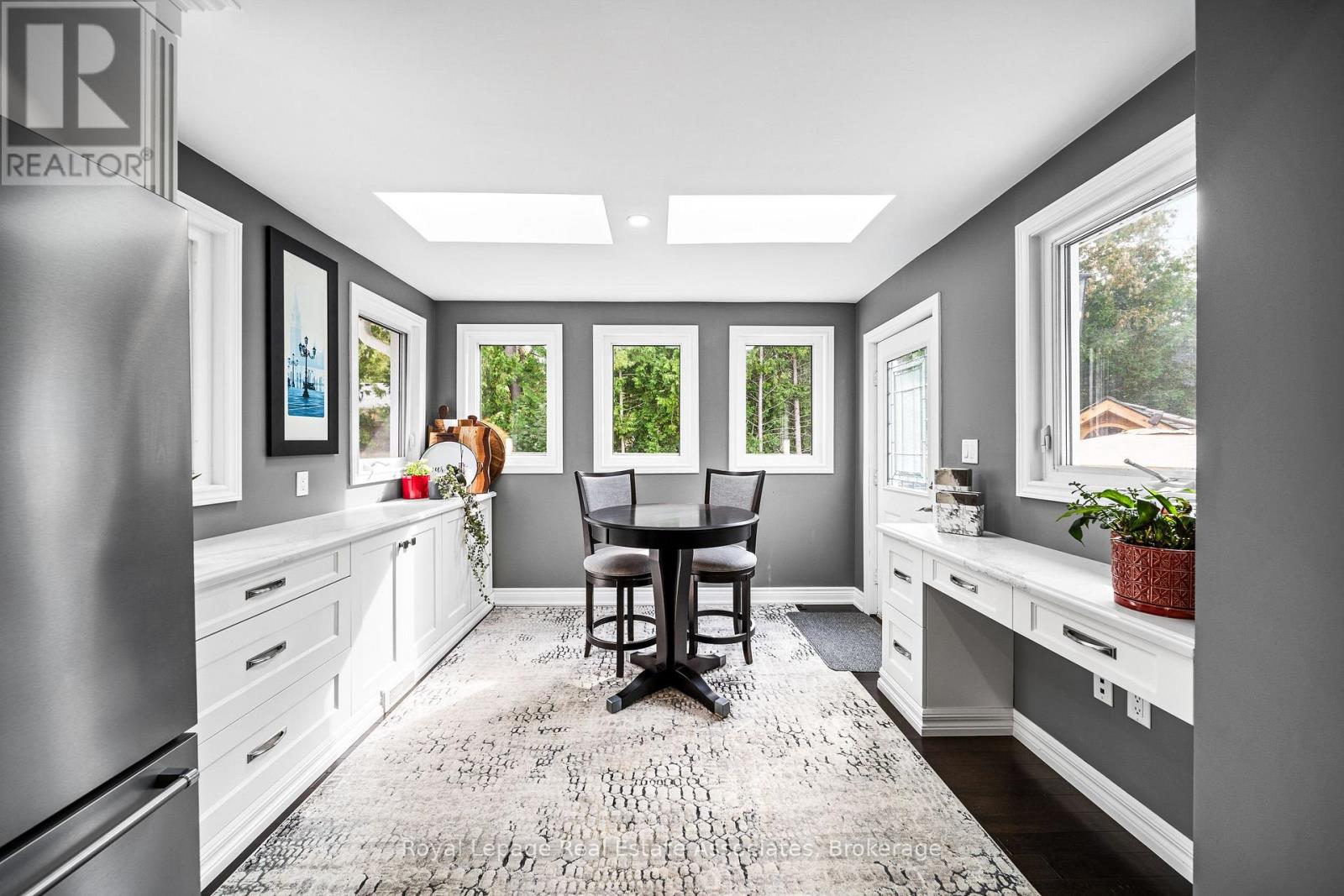 96 Delrex Boulevard, Halton Hills (Georgetown), Ontario  L7G 3X9 - Photo 12 - W12412372