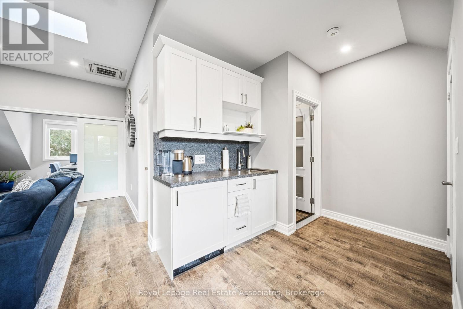 96 Delrex Boulevard, Halton Hills (Georgetown), Ontario  L7G 3X9 - Photo 30 - W12412372