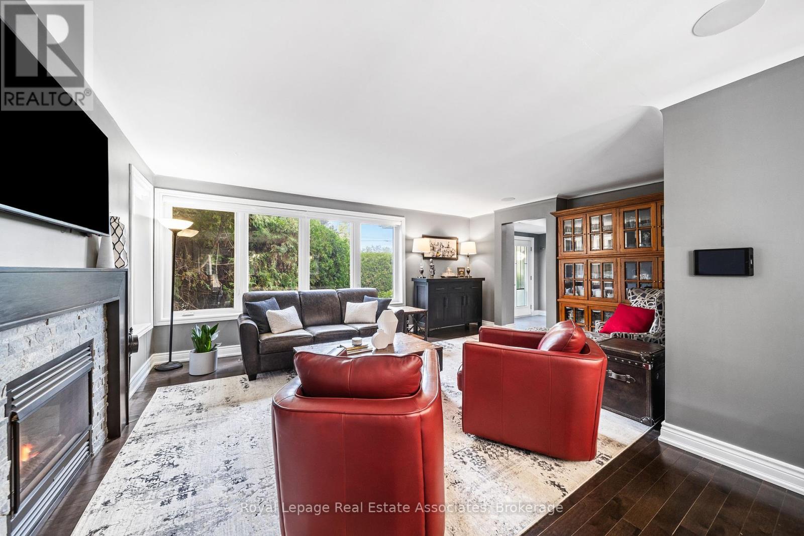 96 Delrex Boulevard, Halton Hills (Georgetown), Ontario  L7G 3X9 - Photo 5 - W12412372