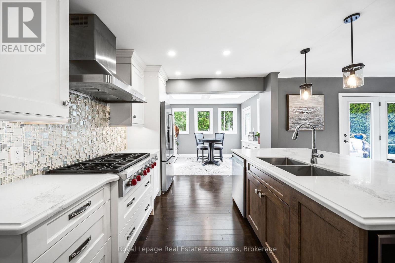 96 Delrex Boulevard, Halton Hills (Georgetown), Ontario  L7G 3X9 - Photo 9 - W12412372