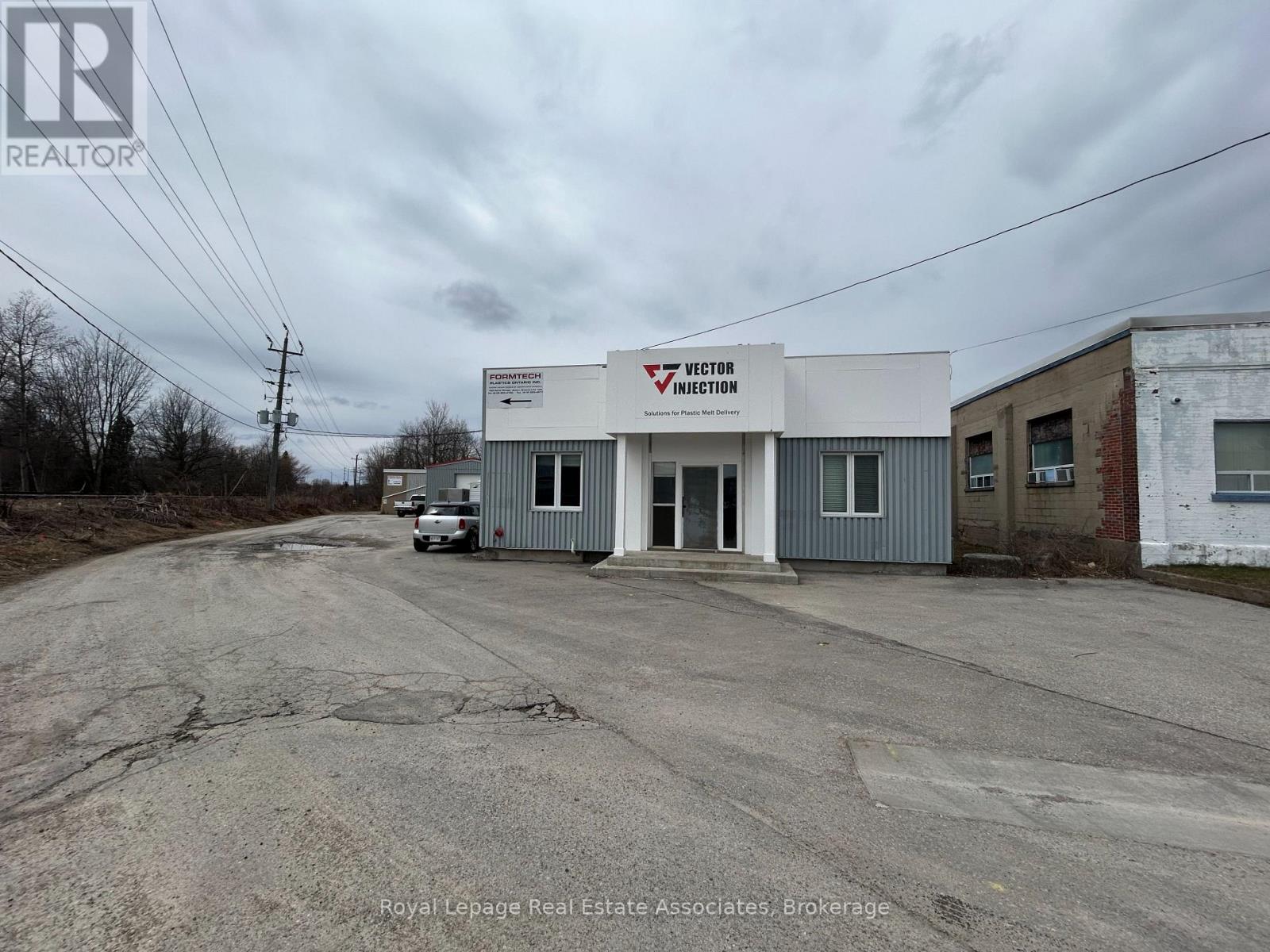 153 PERTH STREET, halton hills (ac acton), Ontario