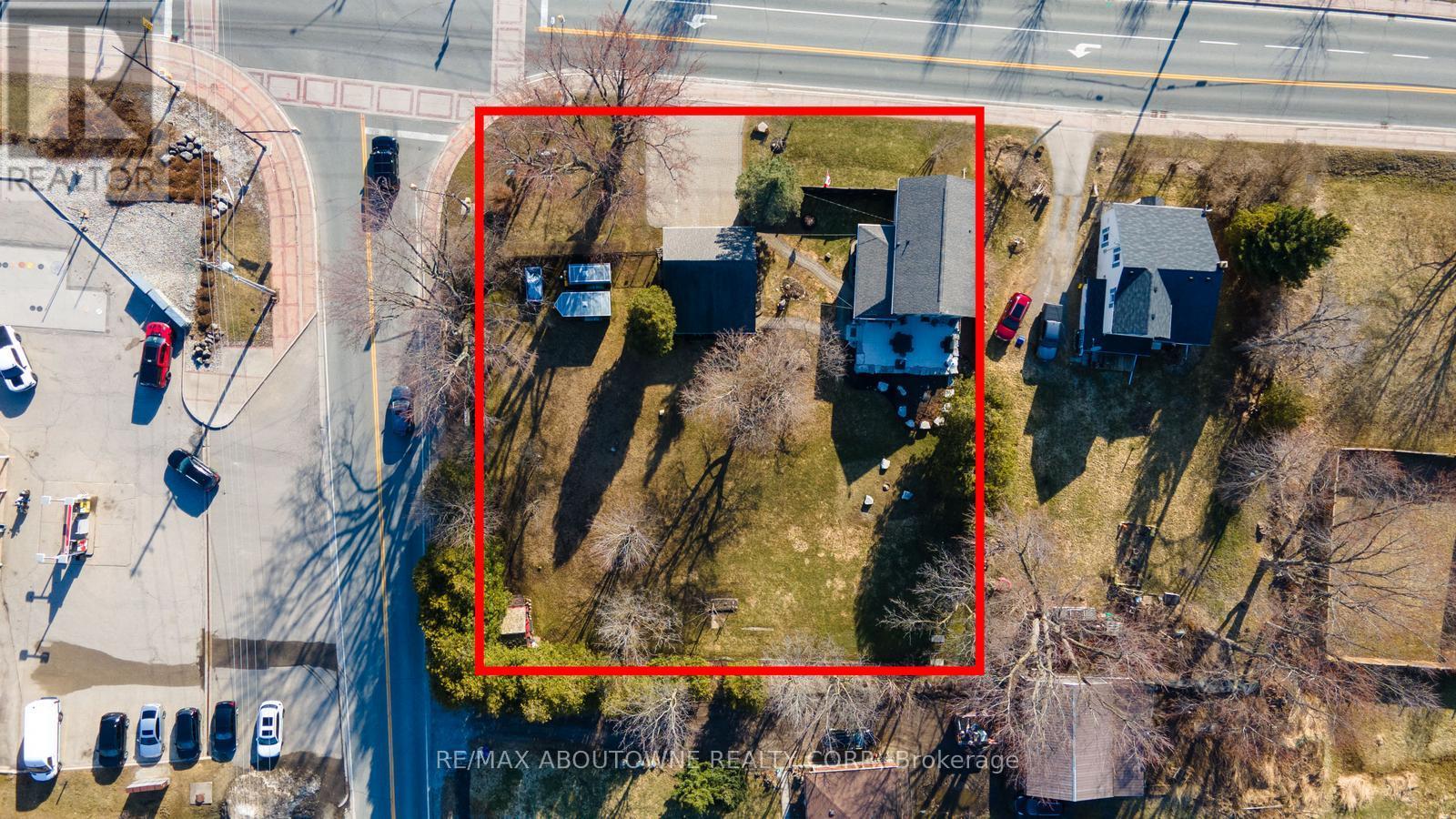 11011 Guelph Line, Milton (Brookville/haltonville), Ontario  L0P 1B0 - Photo 24 - W12419781