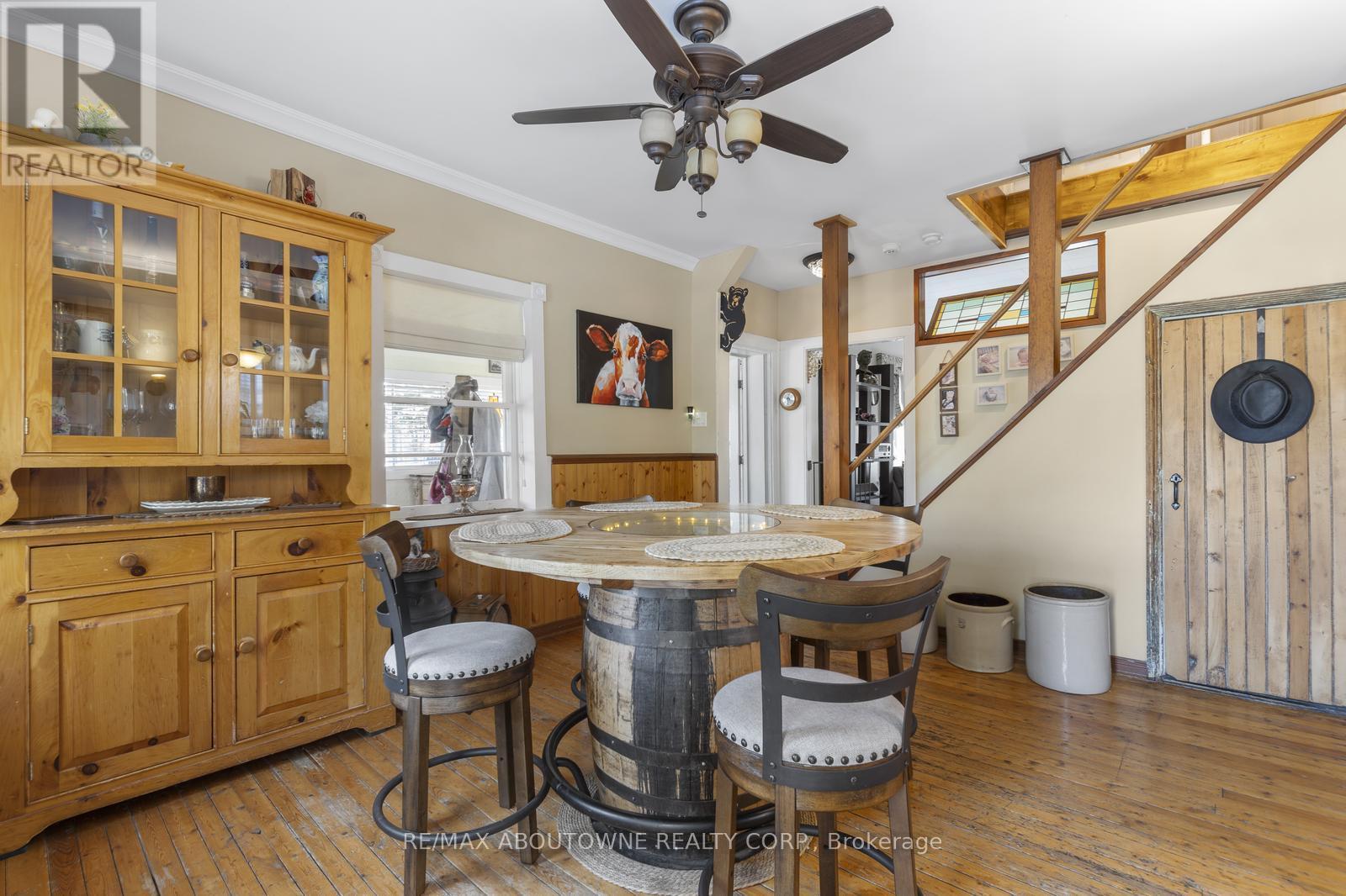 11011 Guelph Line, Milton (Brookville/haltonville), Ontario  L0P 1B0 - Photo 8 - W12419781