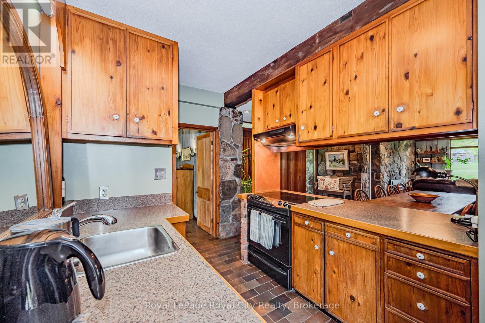 1159 Campbellville Road, Milton, Ontario  L0P 1B0 - Photo 19 - W12420764