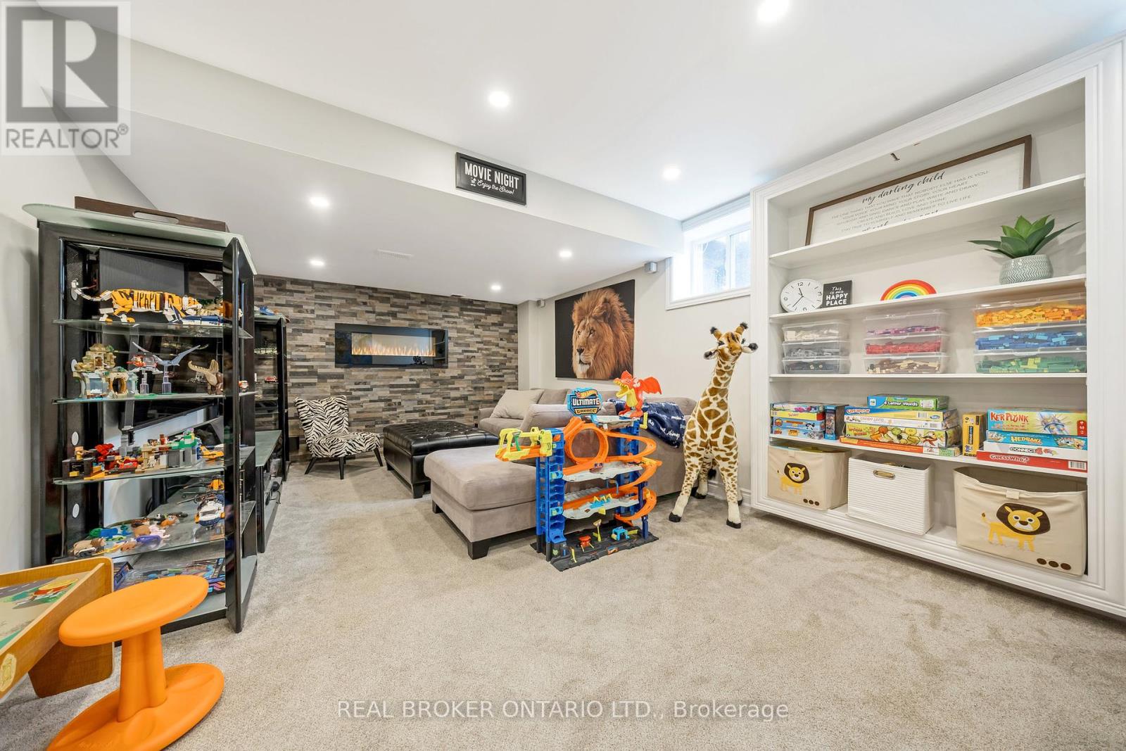 41 Diamond Leaf Lane, Halton Hills (Georgetown), Ontario  L7G 0G7 - Photo 30 - W12421557