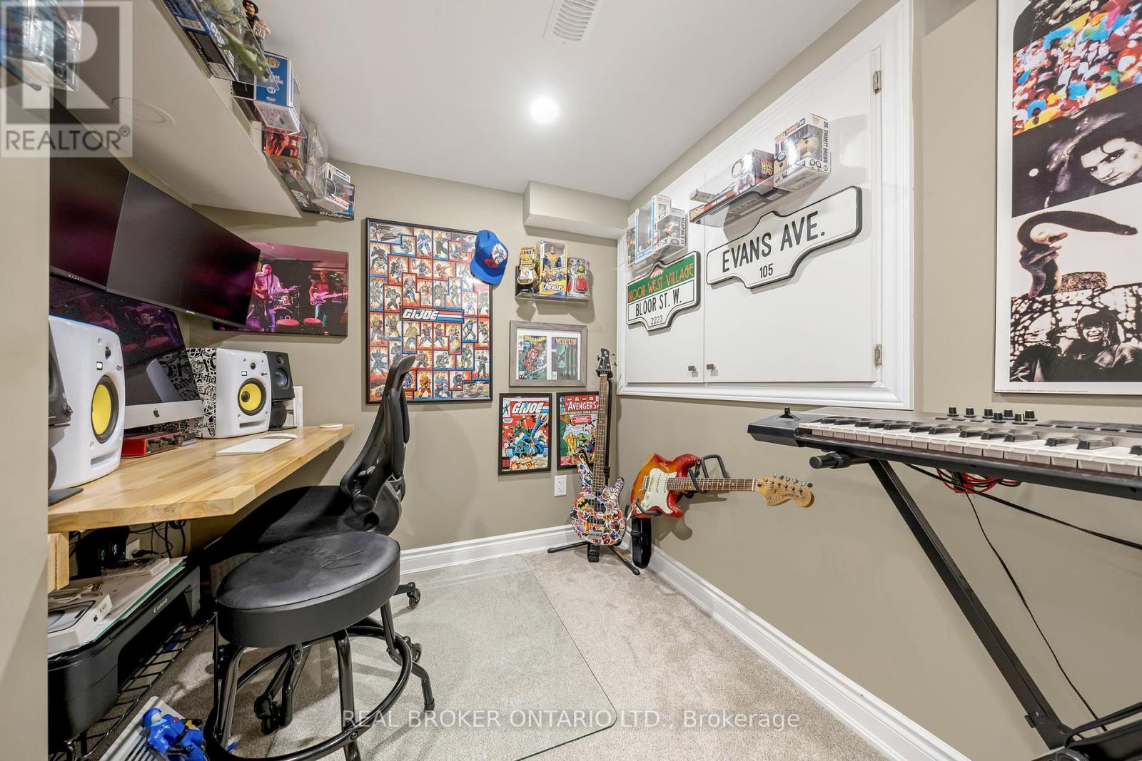 41 Diamond Leaf Lane, Halton Hills (Georgetown), Ontario  L7G 0G7 - Photo 34 - W12421557